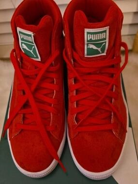 Puma High-Top Sneakers in Red